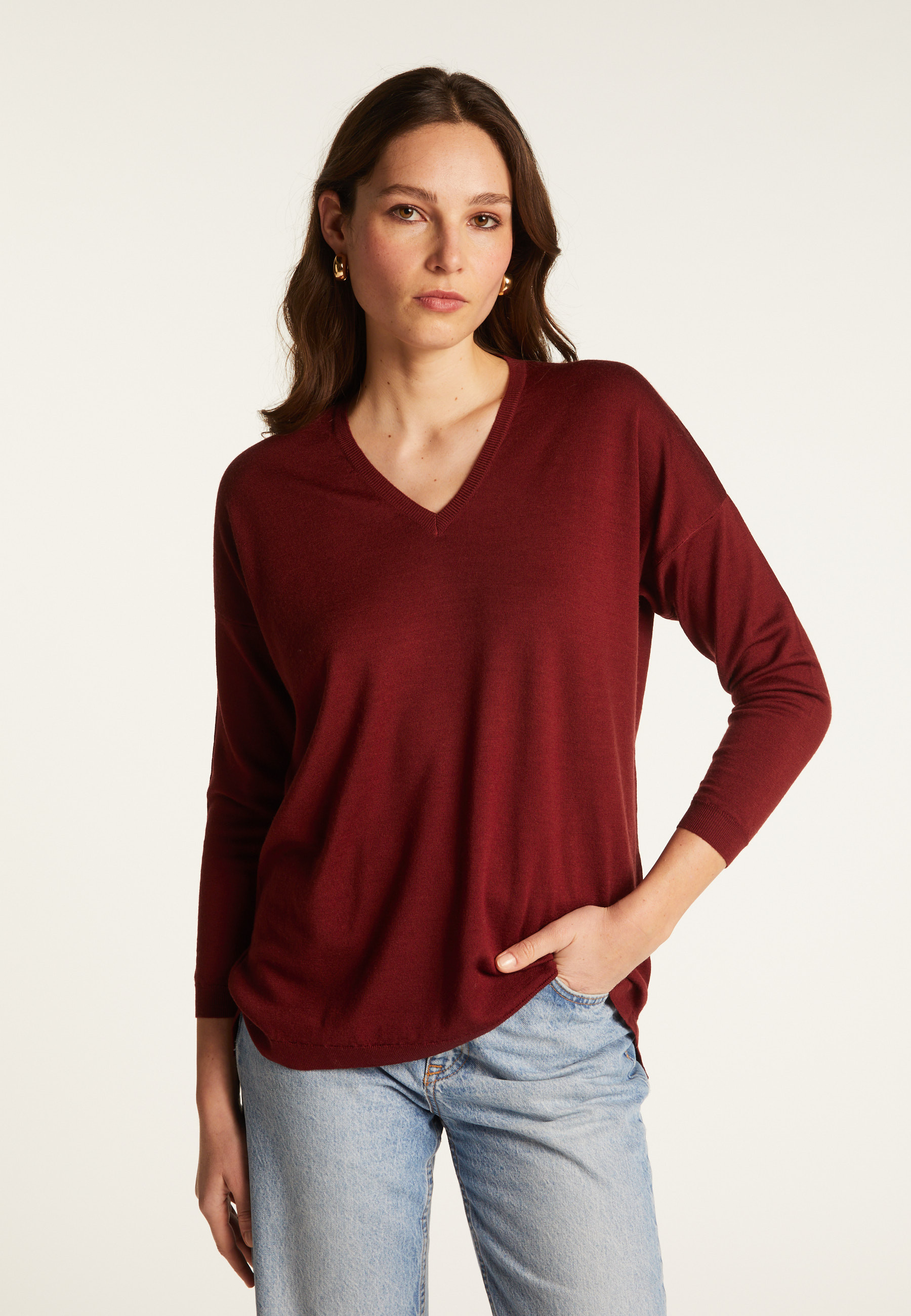 Pull à fentes col v en laine - Bernice 7002 arome - 82 Ecru