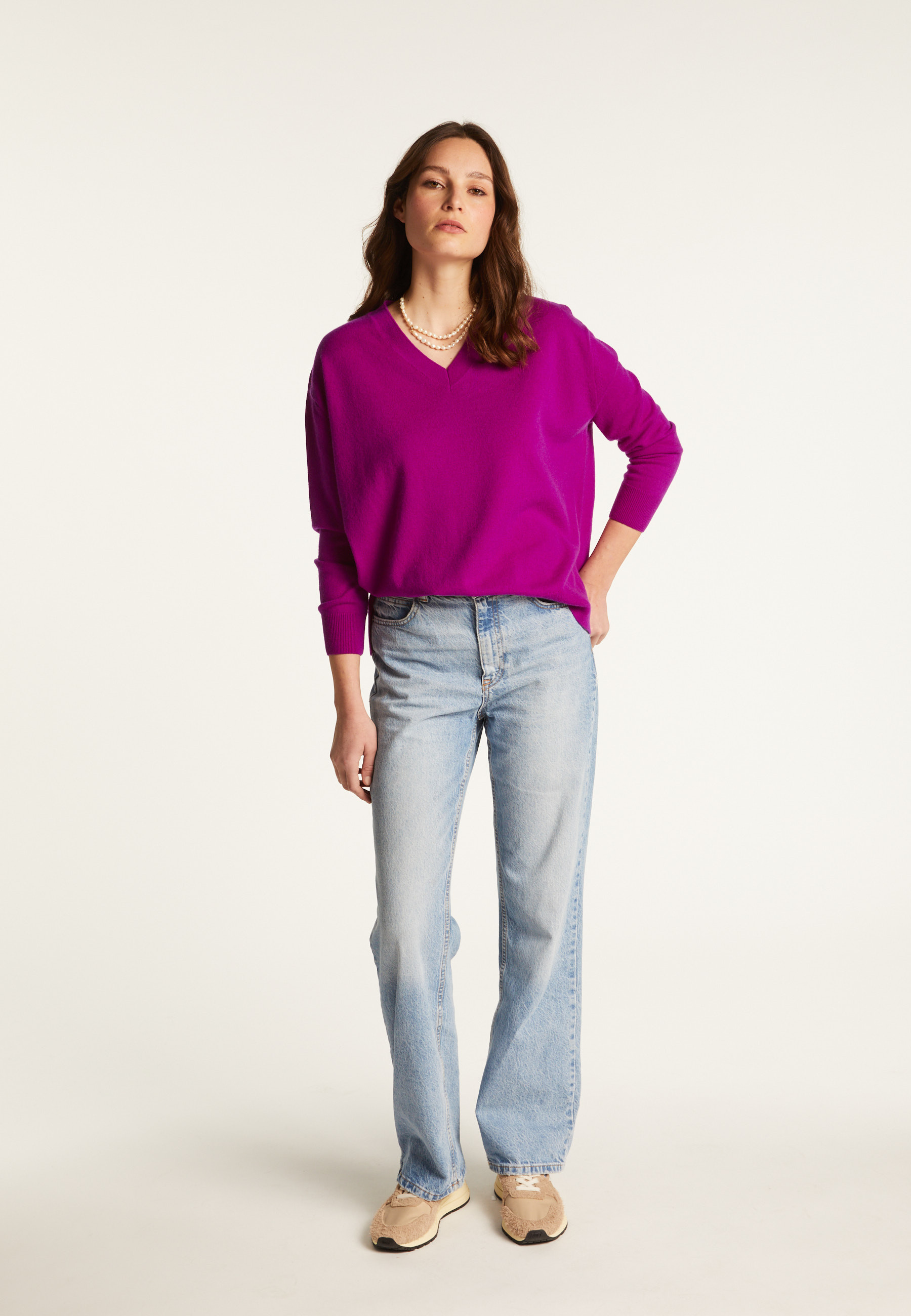 Loose sweater with V-neck slits in cashmere - Alienor