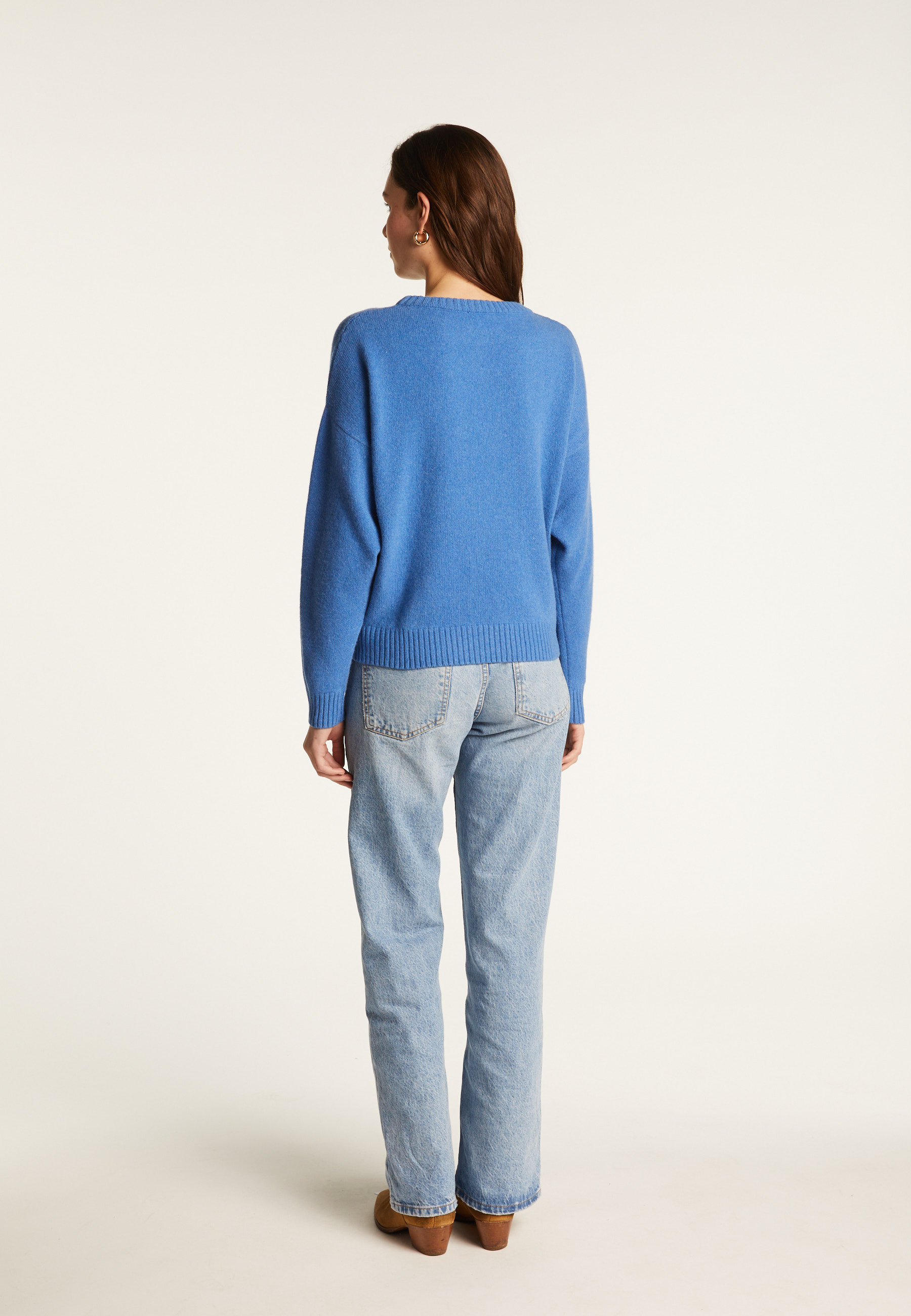 Pull ample à poches en cachemire et laine recyclés - Davina 7841 saphir - 06 Bleu moyen