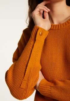 Merino wool round neck buttoned shoulder sweater - Gao