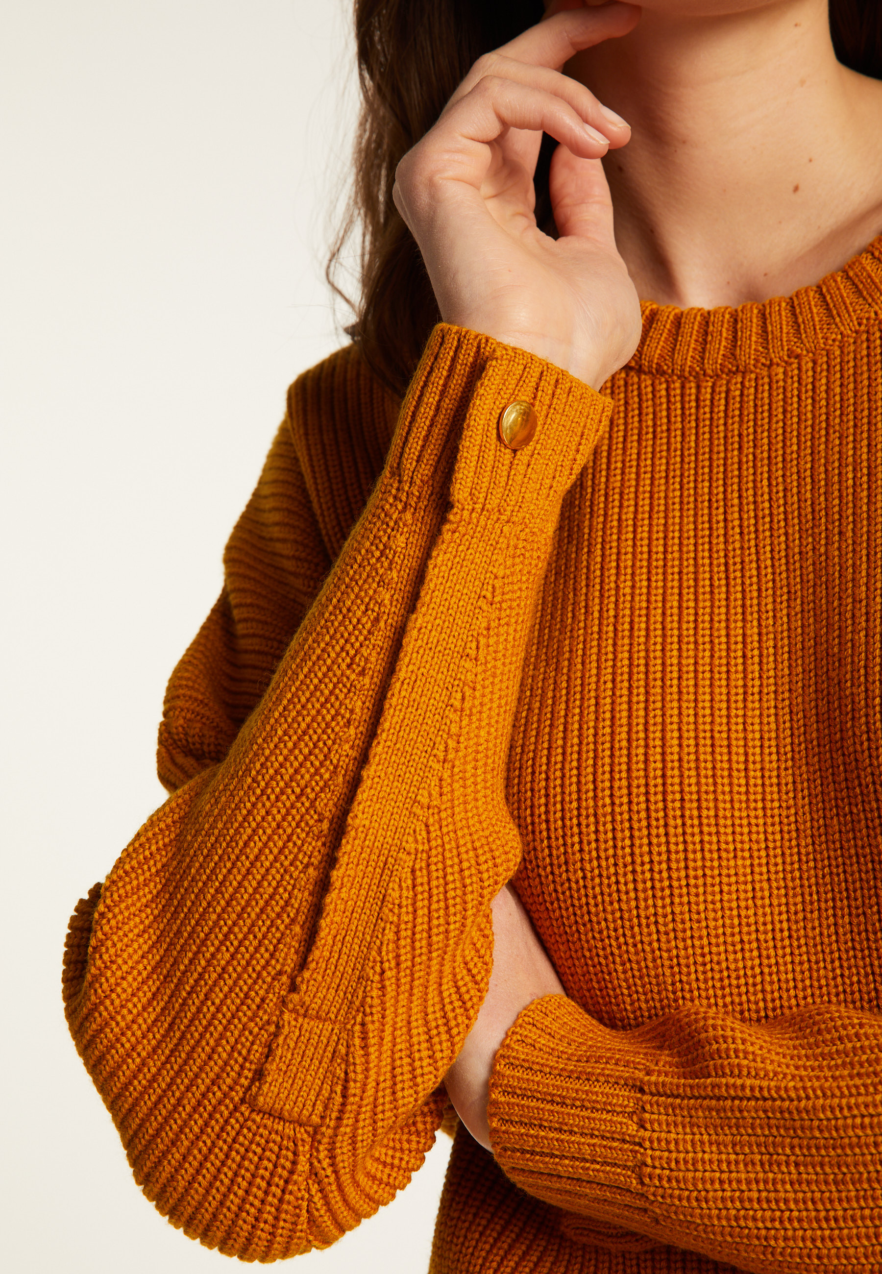Pull col rond épaule boutonné en laine mérinos - Gao 7860 soleil - 89 Moutarde