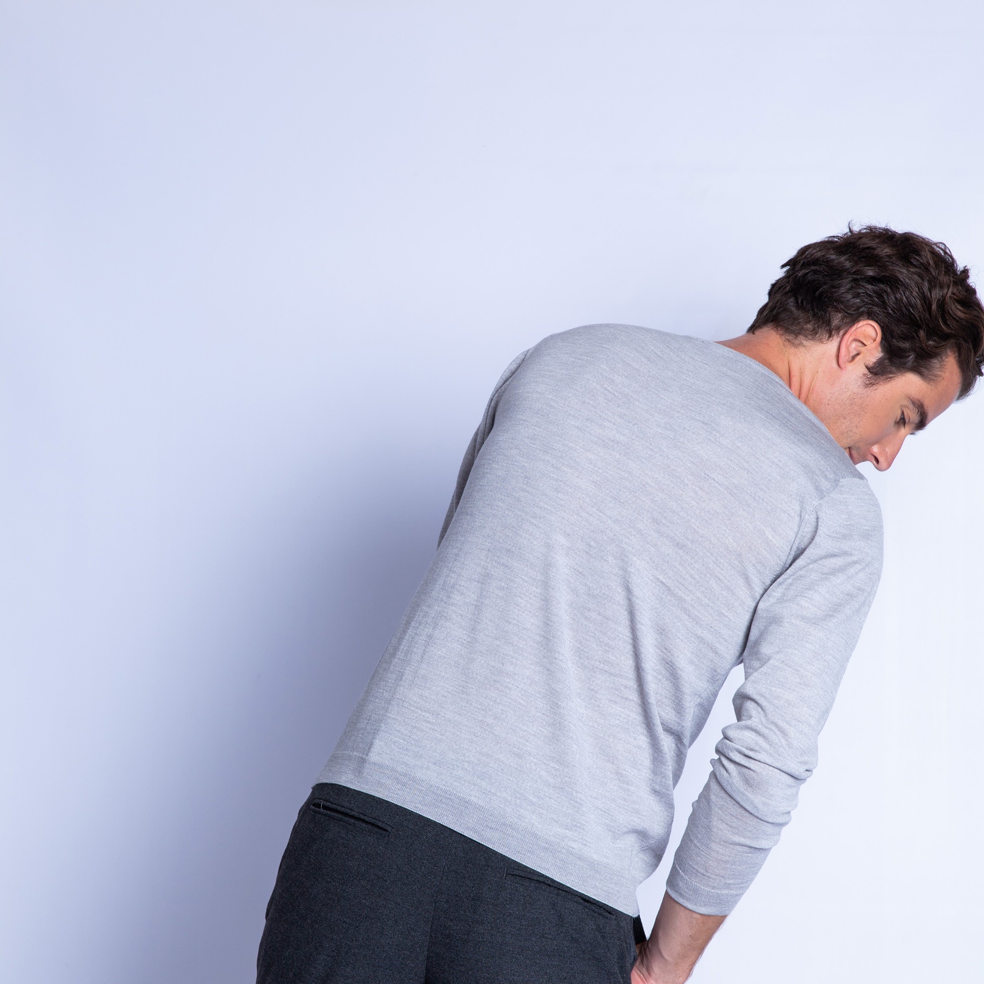 V collar sweater in merino wool - Fox