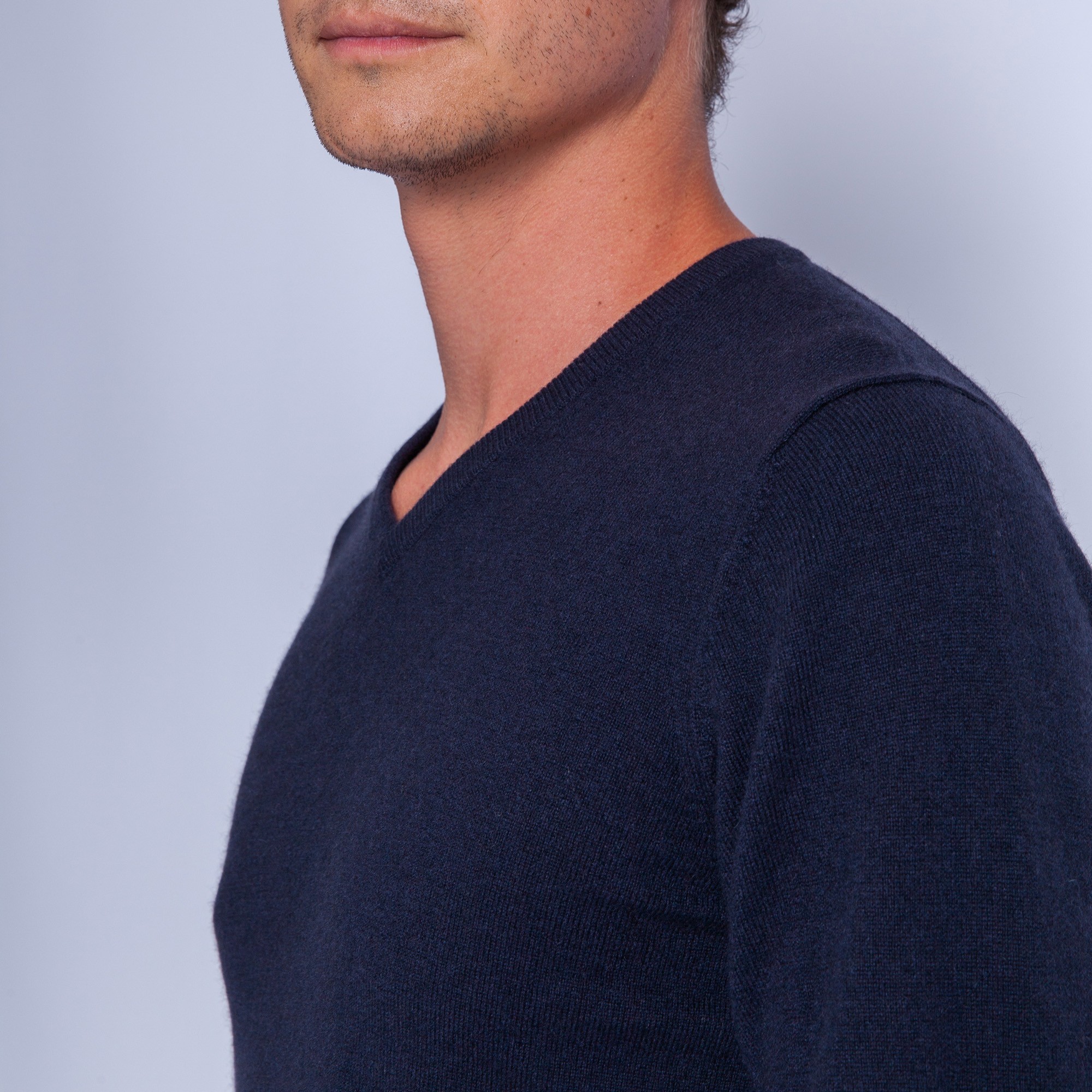 Pull col V en cachemire - Ferdinand 6340 marine - 05 bleu marine
